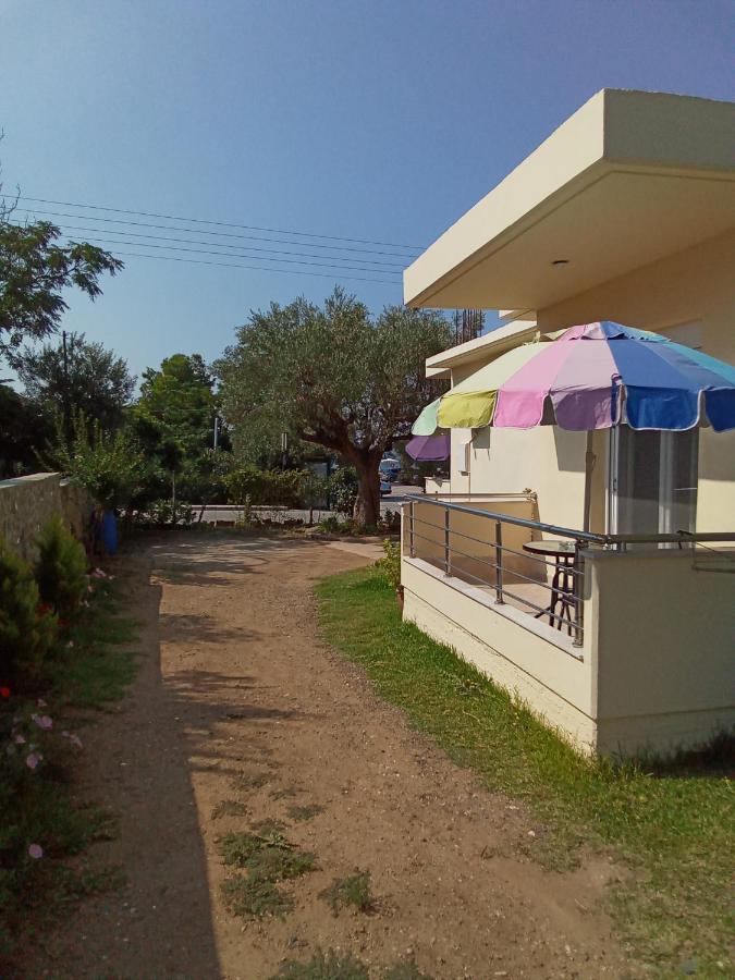 Apartamento Irina Haus Gerakini Exterior foto