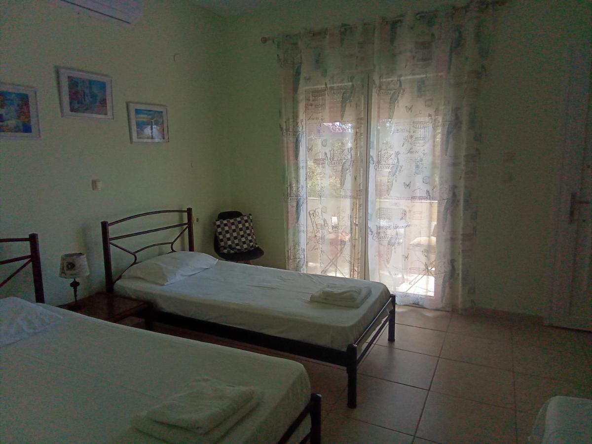 Apartamento Irina Haus Gerakini Exterior foto