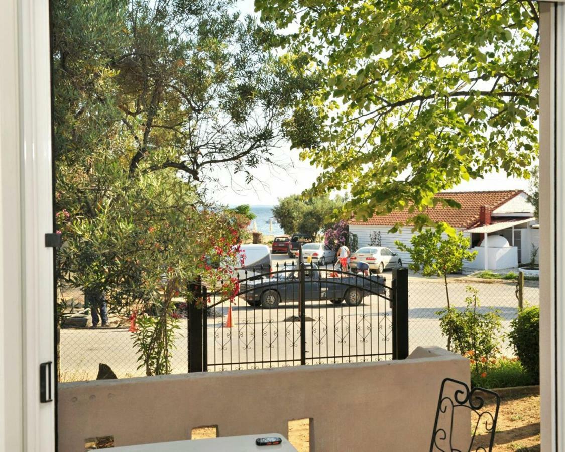 Apartamento Irina Haus Gerakini Exterior foto